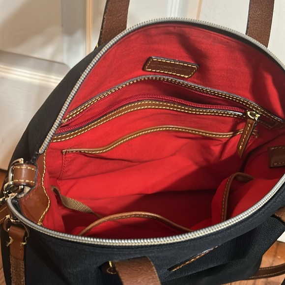 Dooney and Bourke black canvas tote with detachable shoulder strap. - Picture 4 of 5